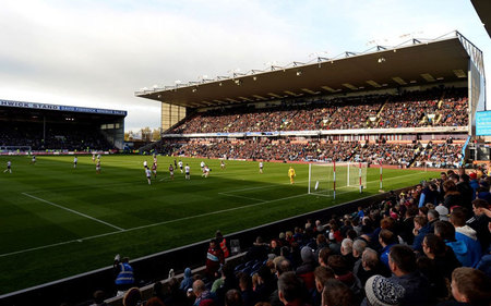 前以租借身 前以租借身